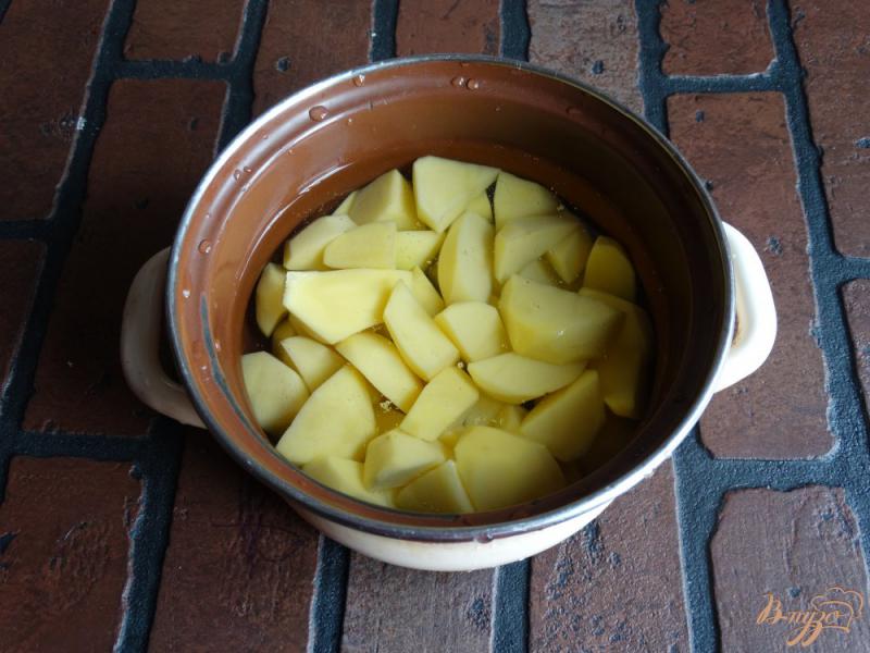 Фото приготовление рецепта: Картофельно-тыквенное пюре с шафраном шаг №1