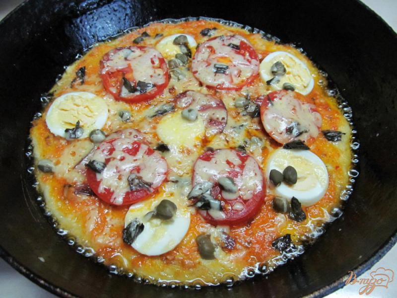Фото приготовление рецепта: Пицца в сковороде шаг №11