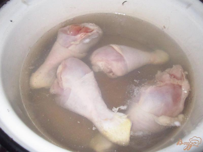 Фото приготовление рецепта: Куриный суп с тыквой шаг №1