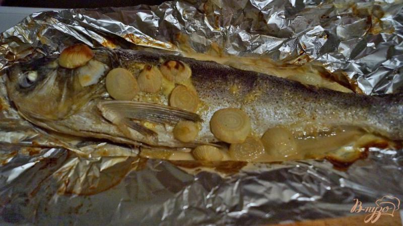Фото приготовление рецепта: Рыба, запеченная в фольге шаг №3
