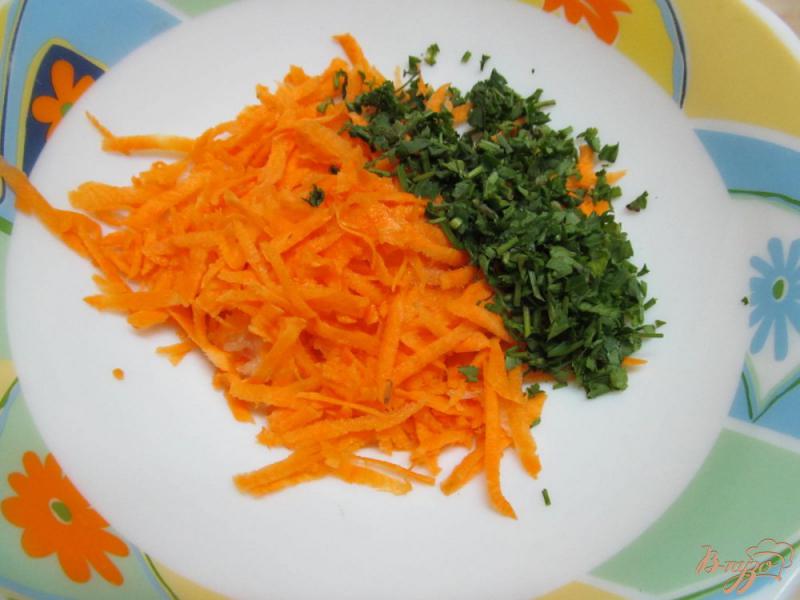 Фото приготовление рецепта: Салат из фасоли с морковью шаг №2