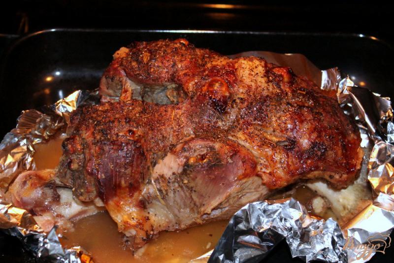 Фото приготовление рецепта: Мясо ягненка с острым виноградным соусом шаг №3