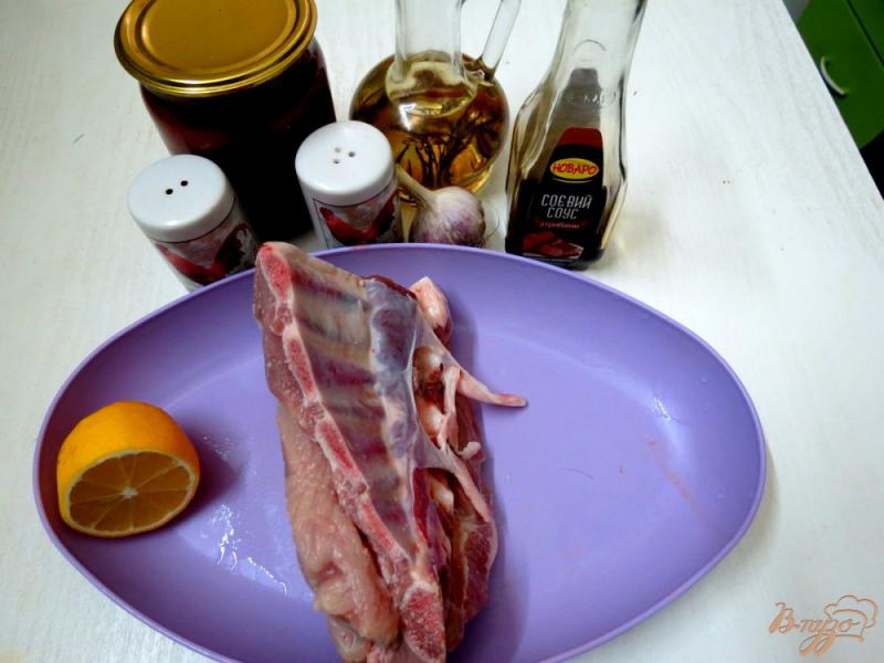 Фото приготовление рецепта: Свиные рёбрышки в рукаве в духовке шаг №1