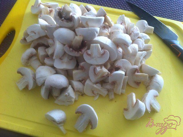 Фото приготовление рецепта: Гречневая каша с грибами из духовки шаг №3