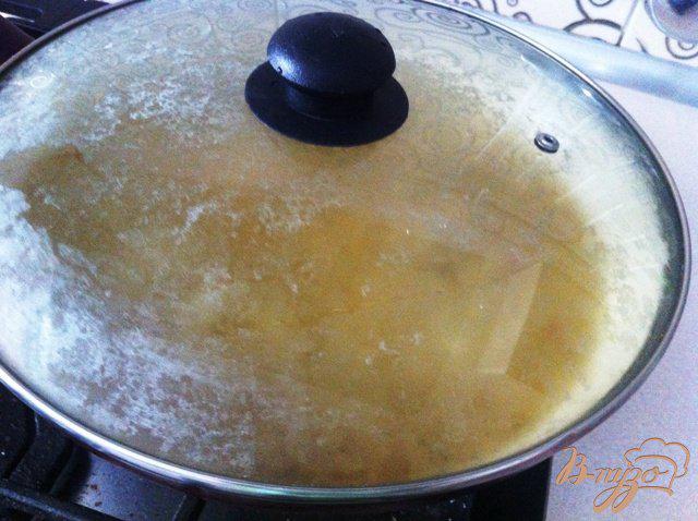 Фото приготовление рецепта: Жареный рис с луком шаг №6