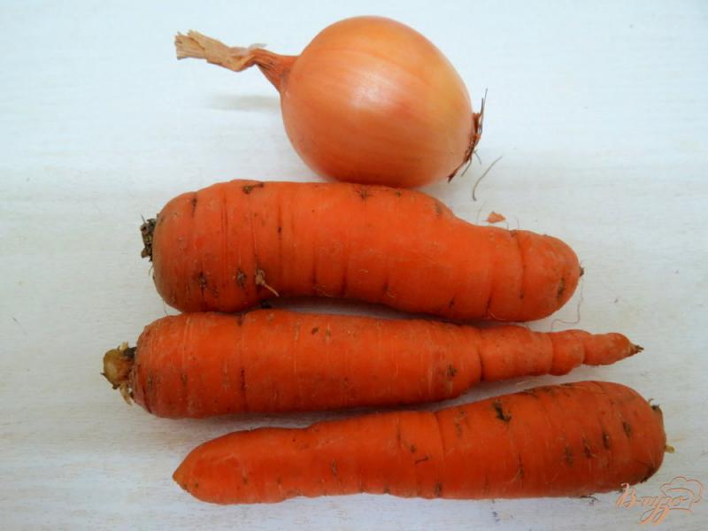 Фото приготовление рецепта: Куриные желудочки в морковном соусе шаг №4