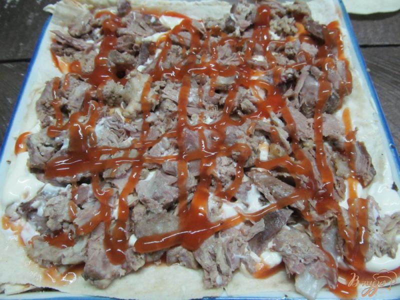 Фото приготовление рецепта: Картофельный пирог с мясом в лаваше шаг №9