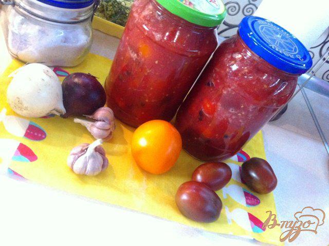 Фото приготовление рецепта: Помидоры черри в томатной заливке с болгарским перцем шаг №10