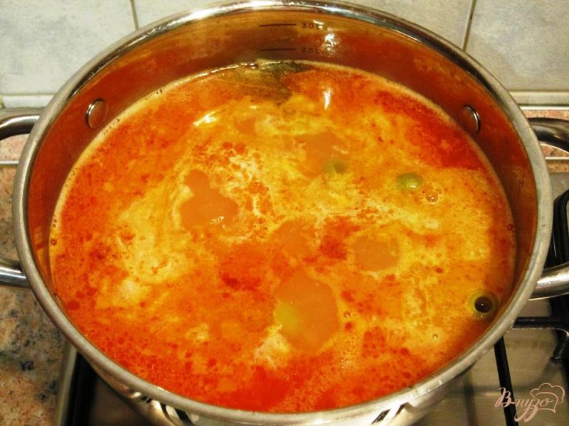 Фото приготовление рецепта: Суп с оливками и курицей шаг №10
