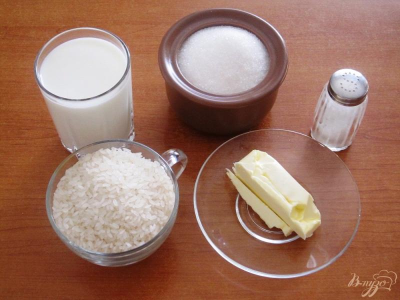 Фото приготовление рецепта: Рисовая каша на молоке шаг №1