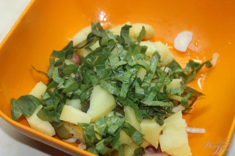 Фото приготовление рецепта: Салат с картофеля и охотничьих колбасок шаг №5