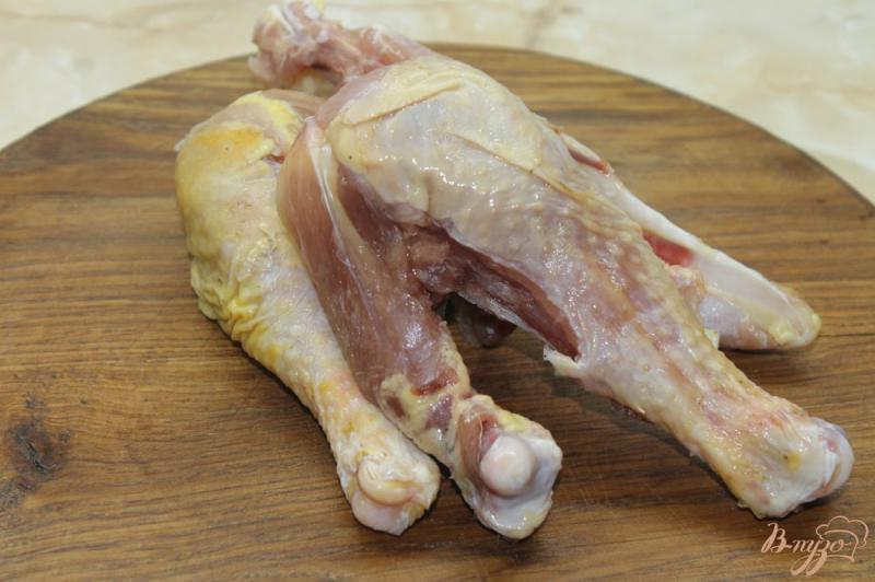 Фото приготовление рецепта: Наваристый куриный бульон с куриным мясом шаг №1
