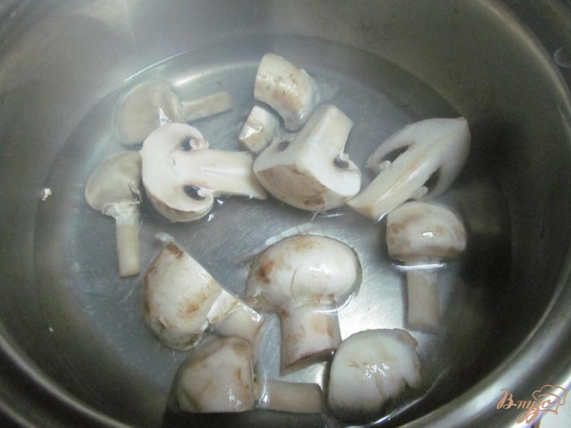 Фото приготовление рецепта: Перловка с грибами шаг №2
