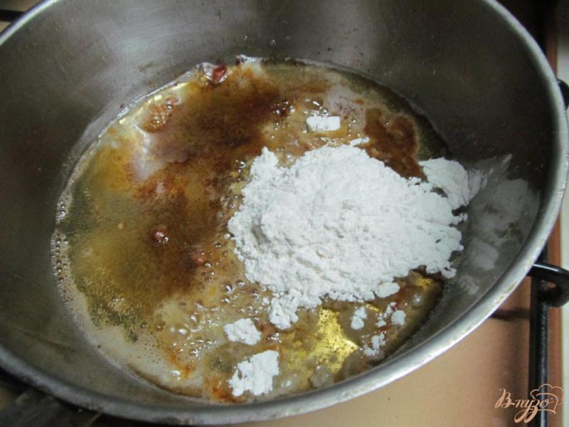 Фото приготовление рецепта: Гамбо из тыквы с колбасками шаг №2