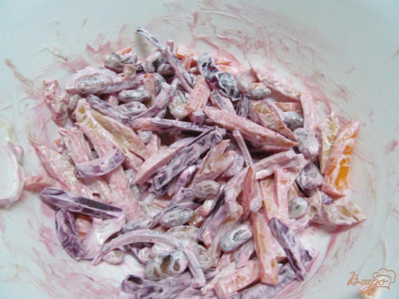 Фото приготовление рецепта: Салат из свеклы моркови с ветчиной шаг №3