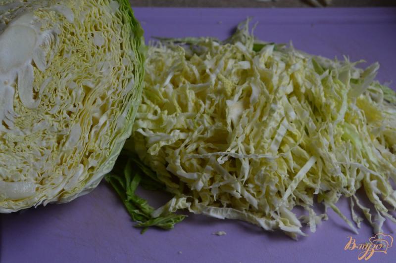Фото приготовление рецепта: Салат из савойской капусты с ветчиной шаг №1