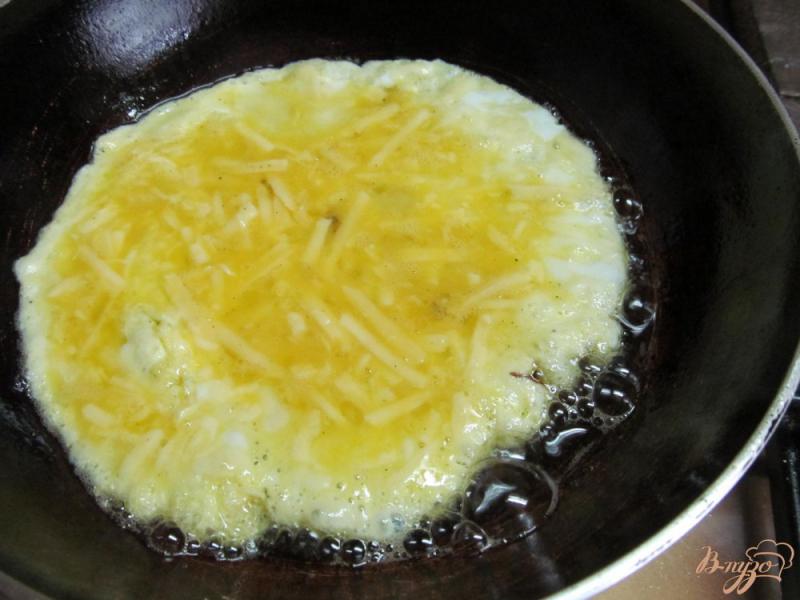 Фото приготовление рецепта: Сырный завтрак шаг №7