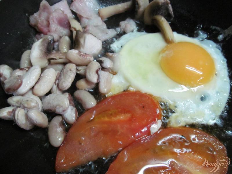 Фото приготовление рецепта: Английский завтрак шаг №4