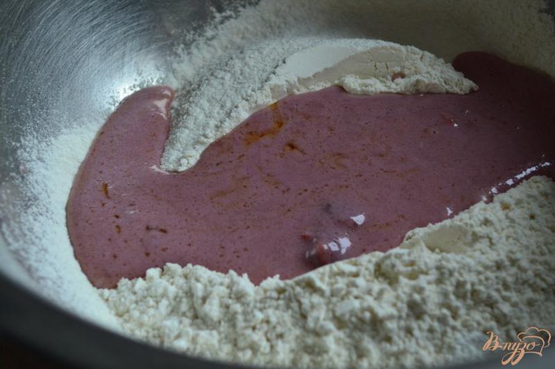 Фото приготовление рецепта: Булочки на фруктовом йогурте шаг №3