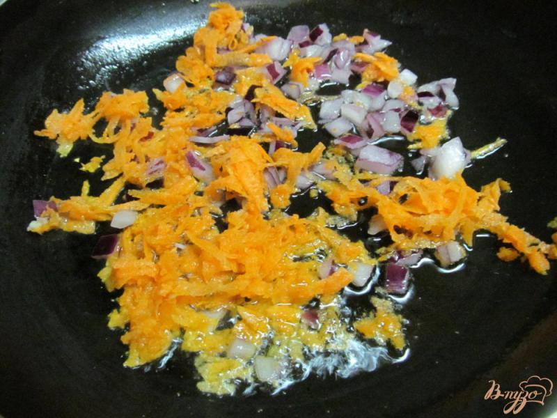 Фото приготовление рецепта: Картофельные котлеты с печенью шаг №3