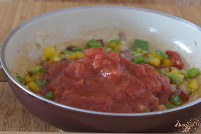 Фото приготовление рецепта: Цветная капуста и брокколи под острым соусом из перцев шаг №5