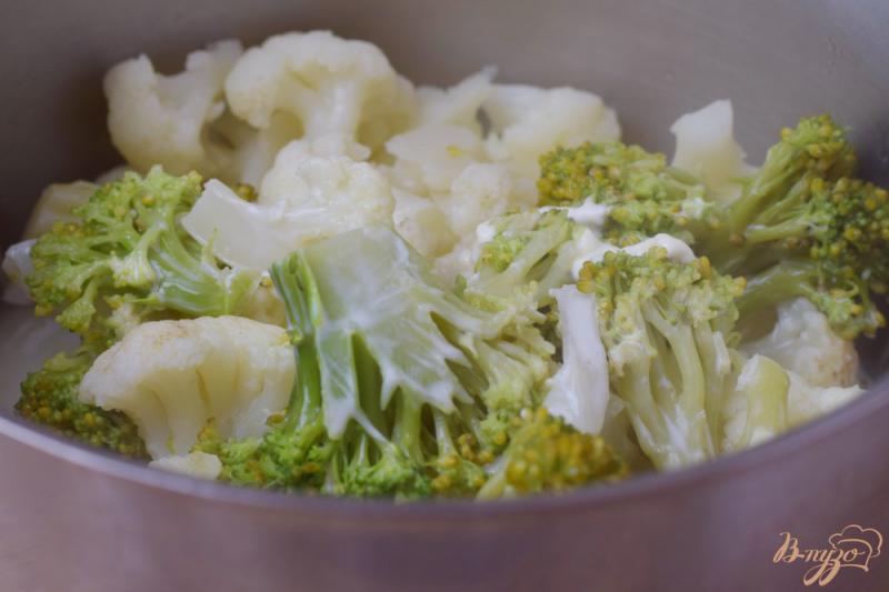 Фото приготовление рецепта: Пюре из брокколи и цветной капусты на гарнир шаг №4
