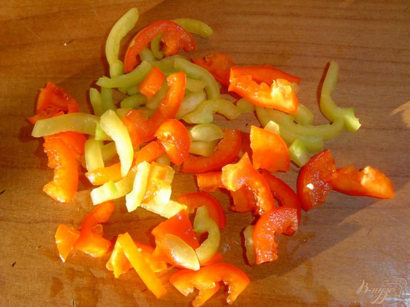 Фото приготовление рецепта: Овощной салат с цветной капустой шаг №2