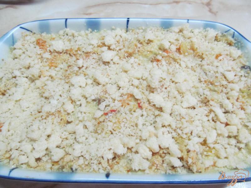 Фото приготовление рецепта: Запеканка со свининой овощами и вермишелью под грибным соусом шаг №9