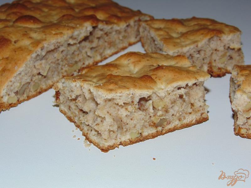 Фото приготовление рецепта: Ореховый пирог на сметане шаг №8