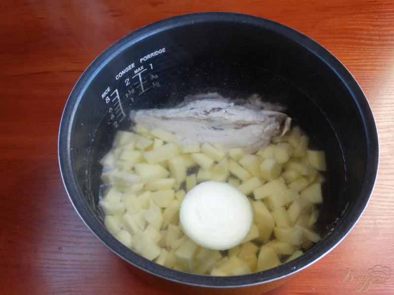 Фото приготовление рецепта: Рисовый суп в мультиварке шаг №2