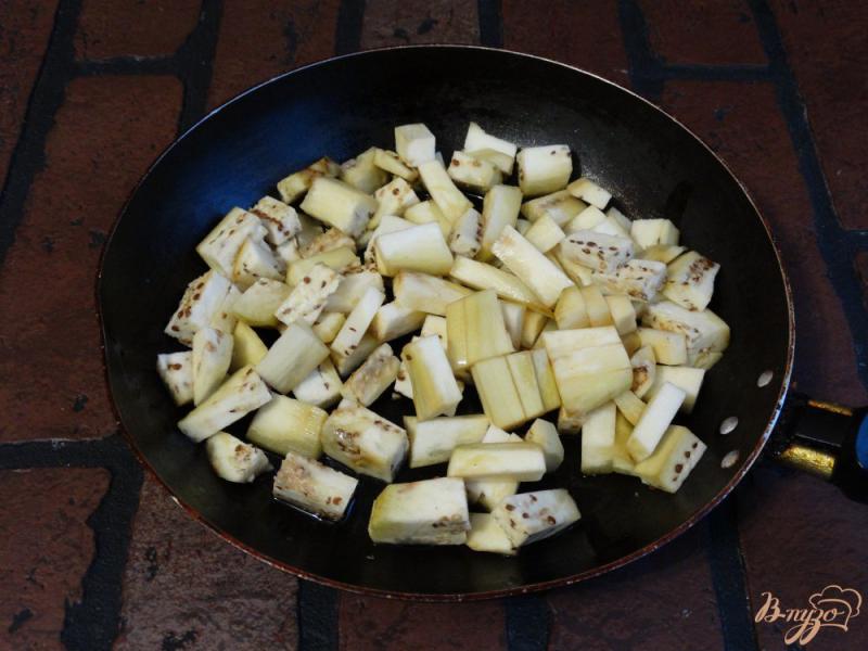Фото приготовление рецепта: Салат с баклажанами и сыром сиртаки шаг №2