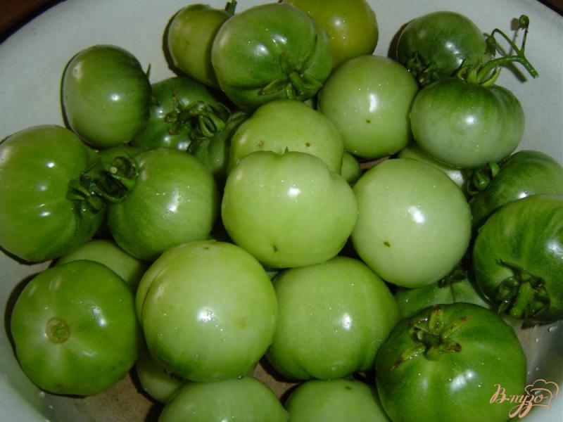 Фото приготовление рецепта: Зеленые помидоры на зиму по-грузински шаг №1