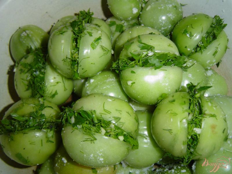Фото приготовление рецепта: Зеленые помидоры на зиму по-грузински шаг №7