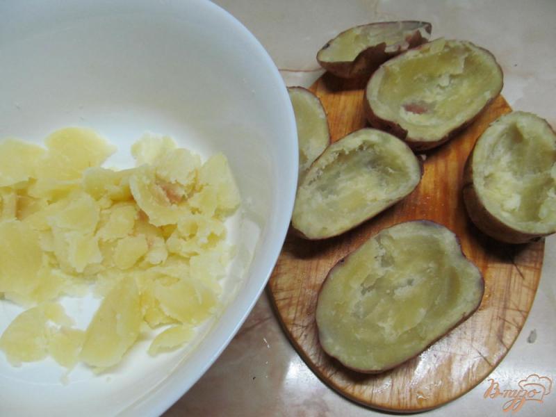 Фото приготовление рецепта: Картофель запеченный дважды шаг №2
