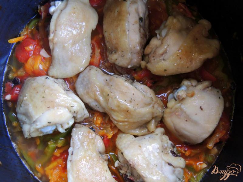 Фото приготовление рецепта: Гречка с овощами и курицей шаг №7