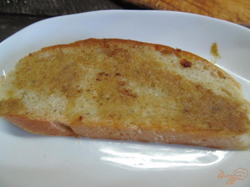 Фото приготовление рецепта: Бутерброд с котлетой и яйцом шаг №5