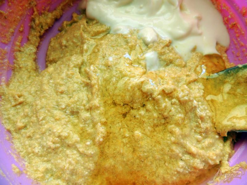 Фото приготовление рецепта: Овсяное печенье с мёдом шаг №2