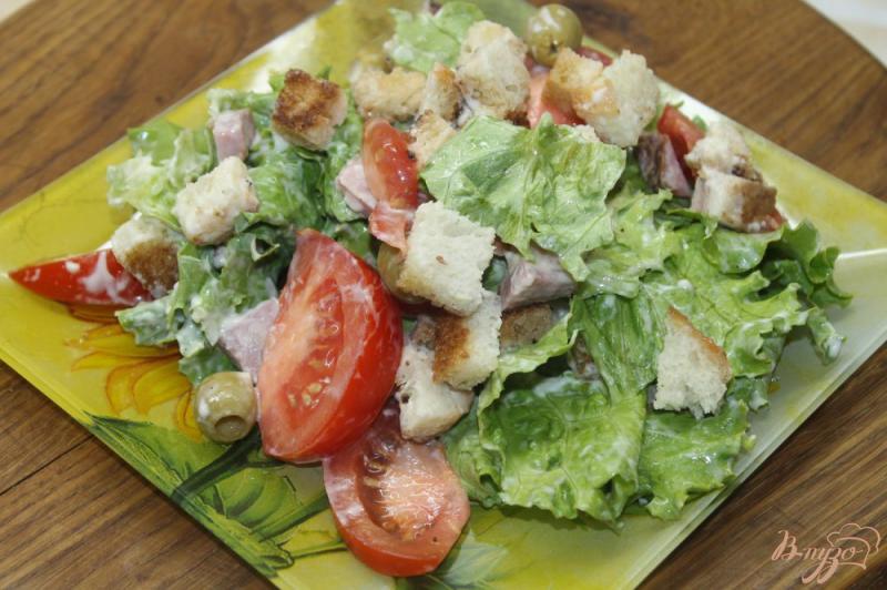 Фото приготовление рецепта: Салат с копченым свиным балыком и овощами шаг №5