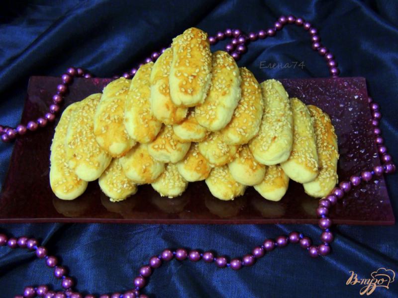 Фото приготовление рецепта: Медово-кунжутное печенье шаг №7