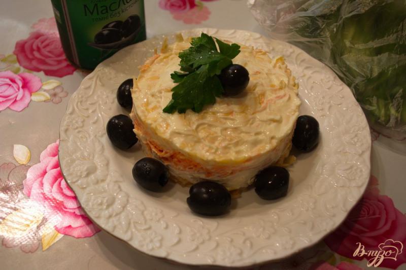 Фото приготовление рецепта: Салат из моркови, яблока и сыра к ужину шаг №5