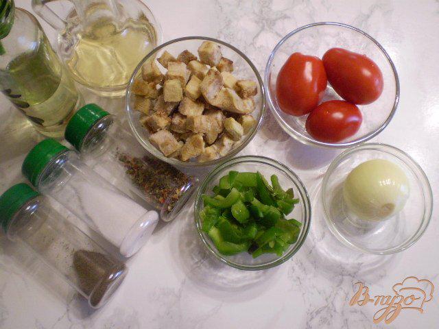 Фото приготовление рецепта: Теплый баклажановый салат шаг №1