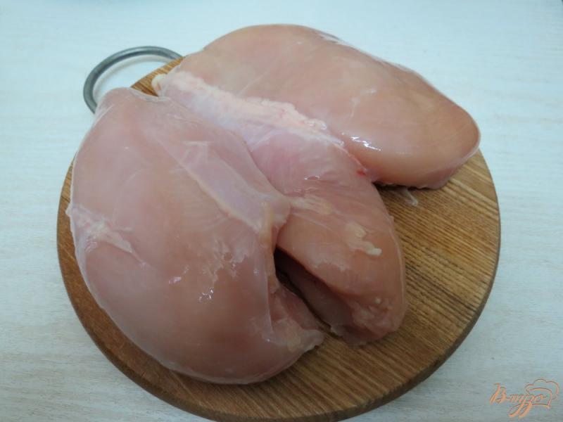 Фото приготовление рецепта: Пельмени с куриной грудкой и свининой шаг №1