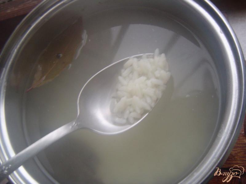 Фото приготовление рецепта: Рисовый суп с овощами и грибами шаг №1