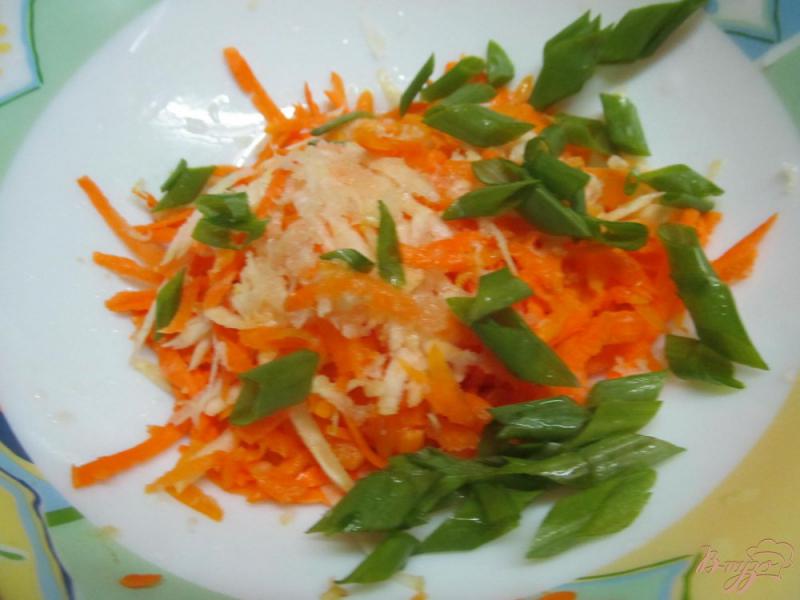 Фото приготовление рецепта: Салат из тыквы с сельдереем и арахисом шаг №4