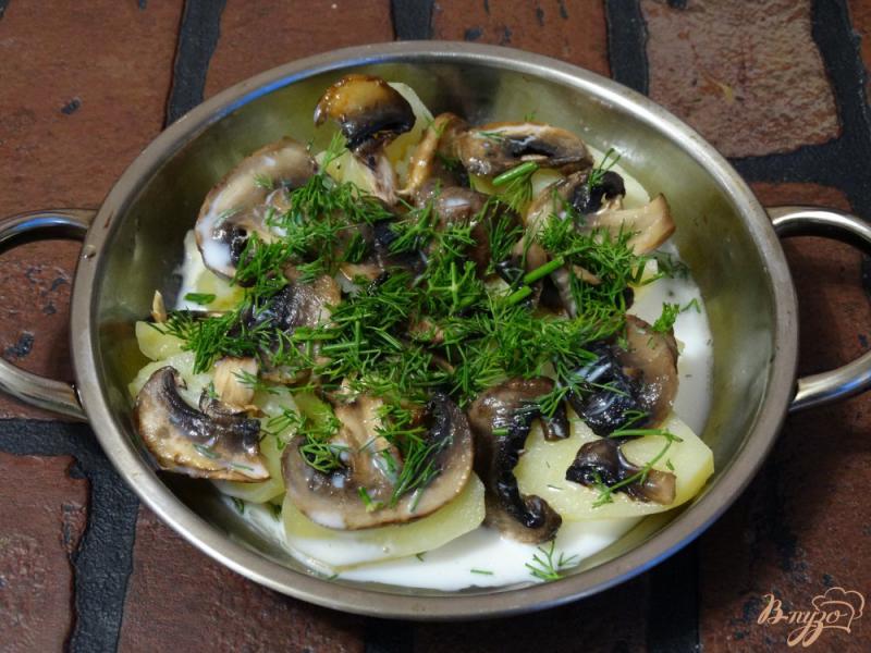 Фото приготовление рецепта: Картофель запеченный с грибами и сыром шаг №3