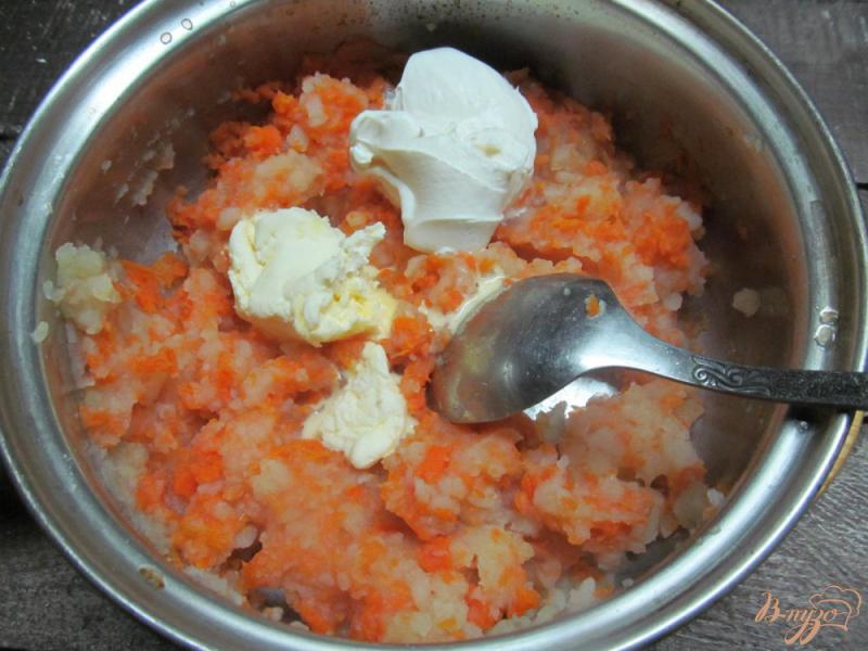 Фото приготовление рецепта: Картофельное пюре с морковью шаг №2