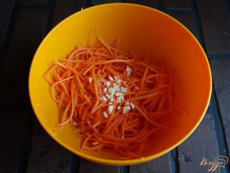 Фото приготовление рецепта: Морковка по-корейски шаг №3