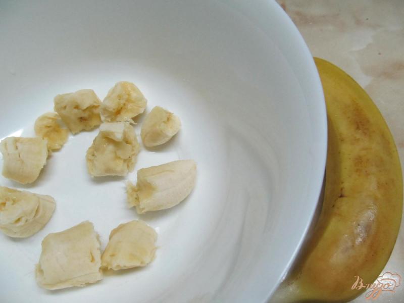 Фото приготовление рецепта: Банановые маффины шаг №1