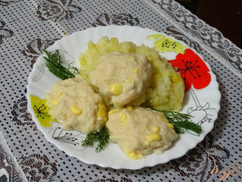 Фото приготовление рецепта: Куриные котлеты с сыром на пару шаг №9
