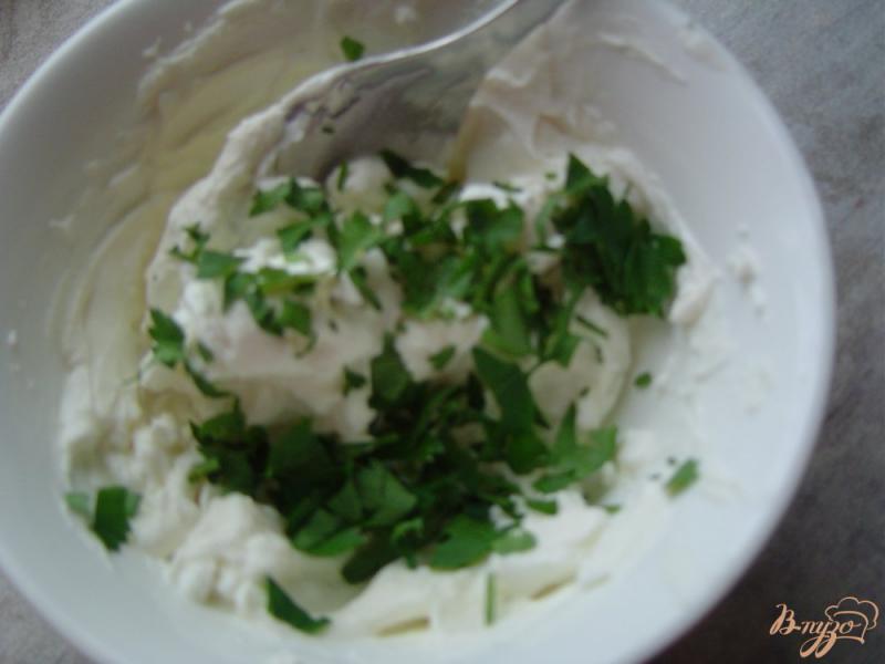 Фото приготовление рецепта: Баклажановая закуска с овощной сальсой шаг №3